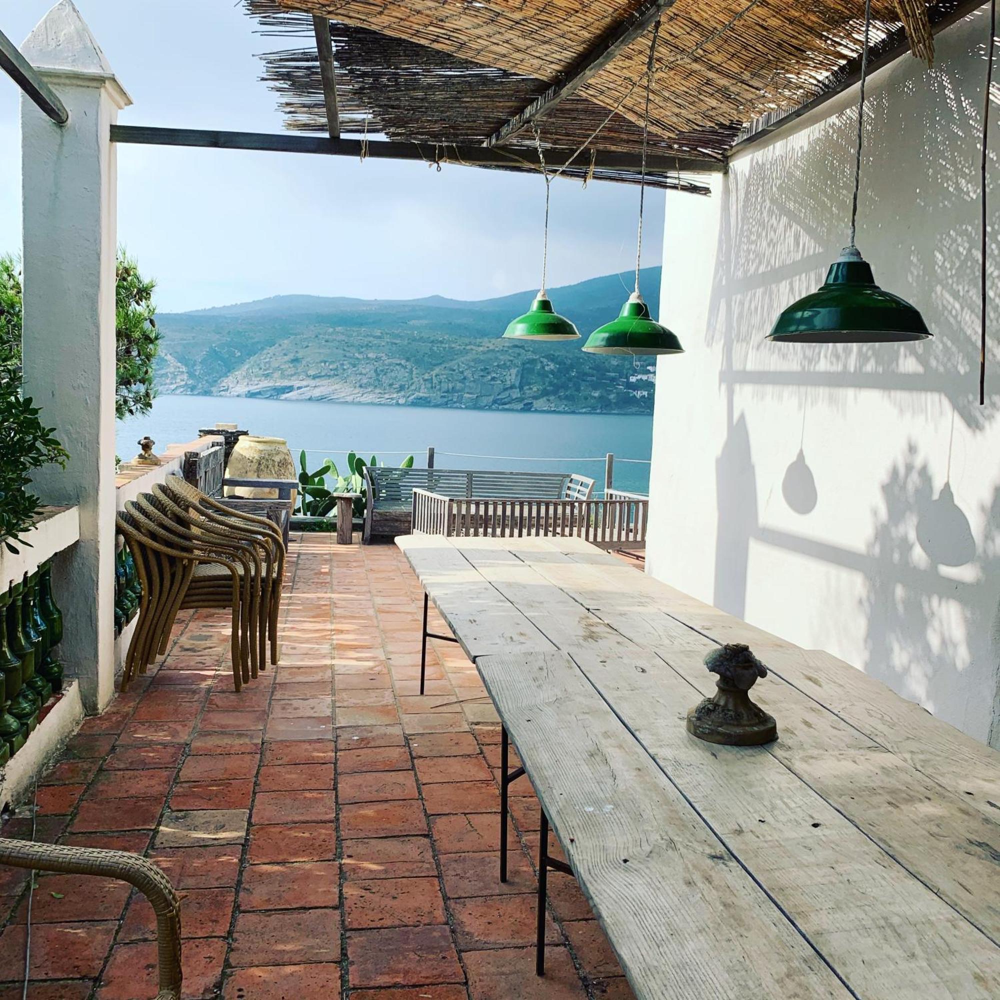 Isla Privada En Cadaques De Ensueno Con 11 Habitaciones Dobles Con Bano Privado Y Piscina Экстерьер фото